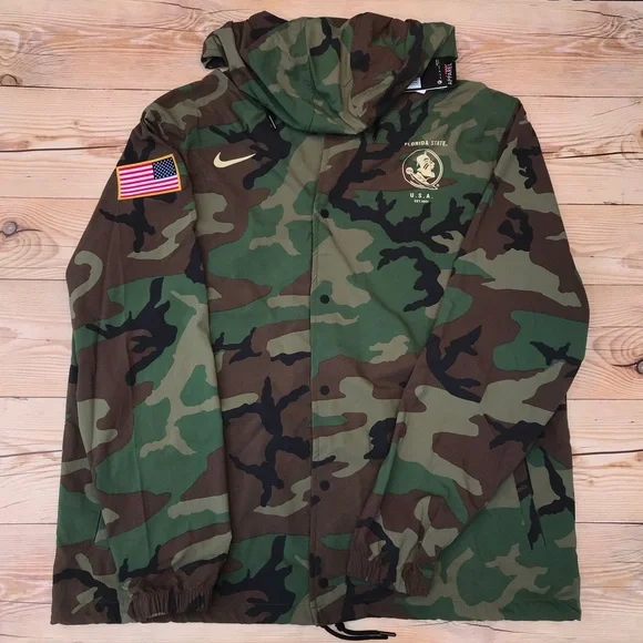 Nike military deals clothing